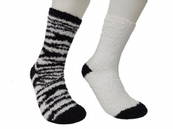 2pk zebra stripe cozy crew socks